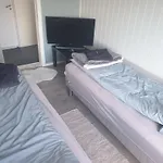Holiday Rooms *
