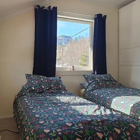 Holiday Rooms منزل للإقامة *