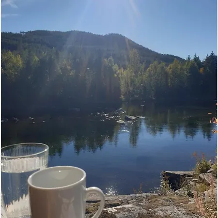 Holiday Rooms منزل للإقامة *