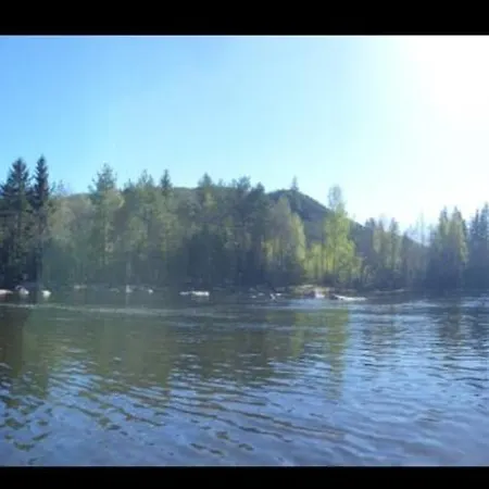 Holiday Rooms غول