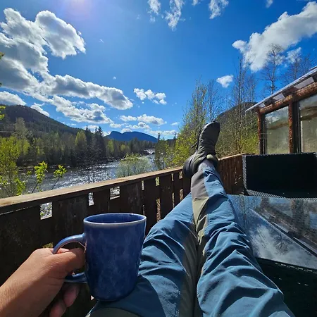 Holiday Rooms Проживание в семье *